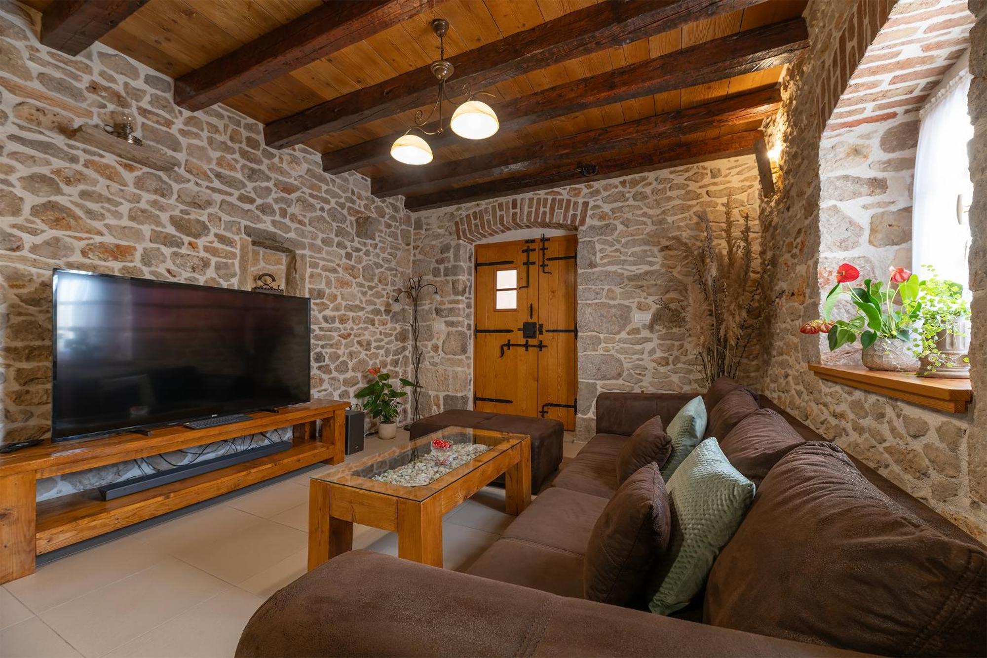 נין Villa Romantika Dalmacija מראה חיצוני תמונה