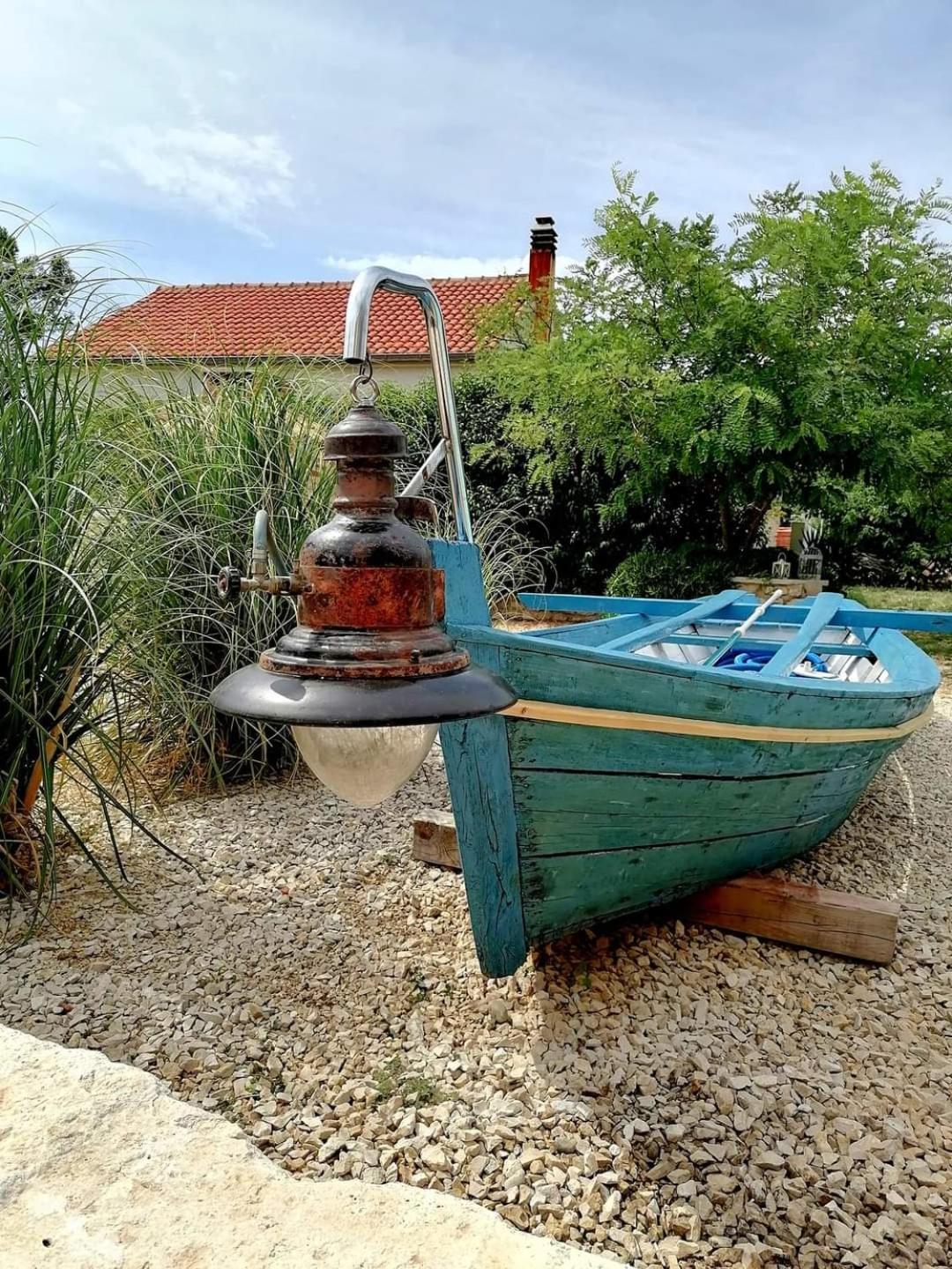נין Villa Romantika Dalmacija מראה חיצוני תמונה